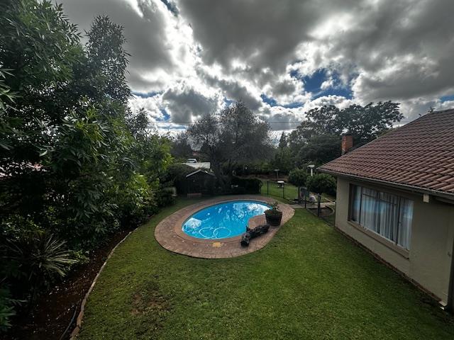 6 Bedroom Property for Sale in Pellissier Free State